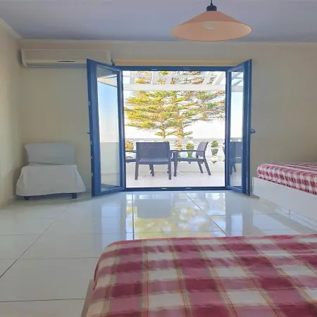 Junior Two Floors For Up To 8 Vacationers * Hersonissos (Crete)