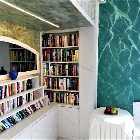 Junior Two Floors For Up To 8 Vacationers *