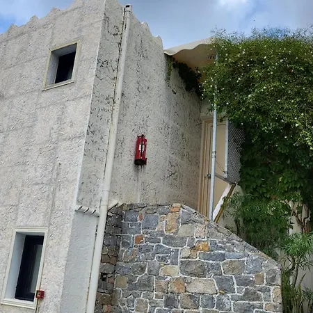 Villa Junior Two Floors For Up To 8 Vacationers *
